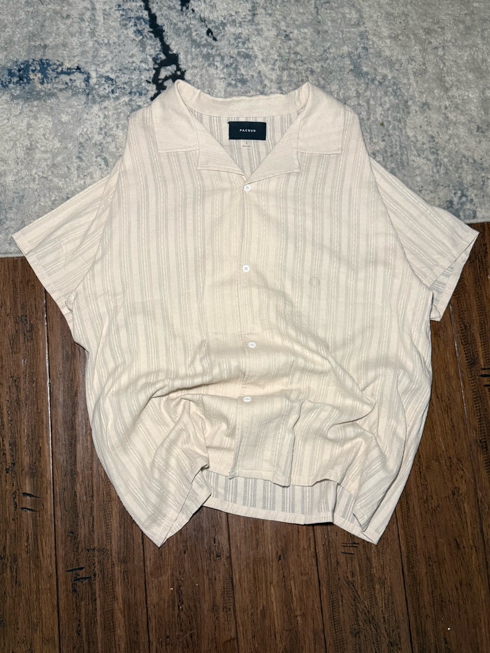 PacSun Textured Camp Collar Button-Up Shirt Men’s Large Cream Short Sleeve